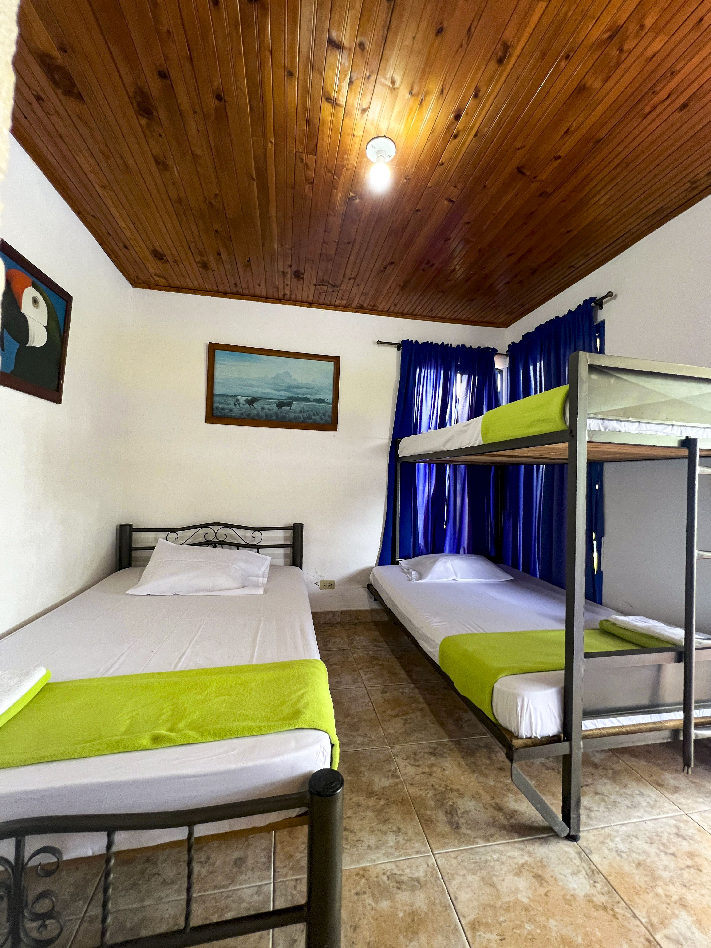 Cabaña Grupal Dormitorio